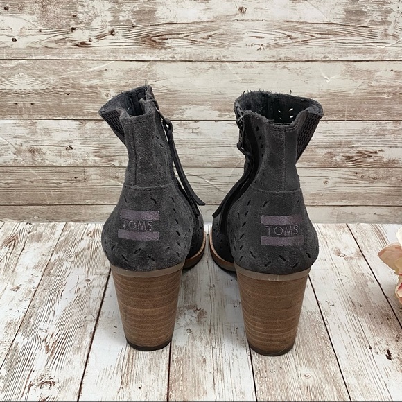TOMS Majorca Open Toe Gray Perforated Booties Size 7 - Picture 8 of 16